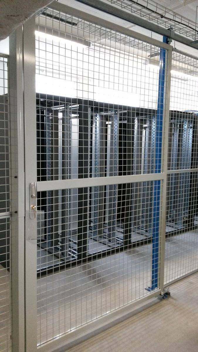 Cloison industrielle grillages - France Rayonnage